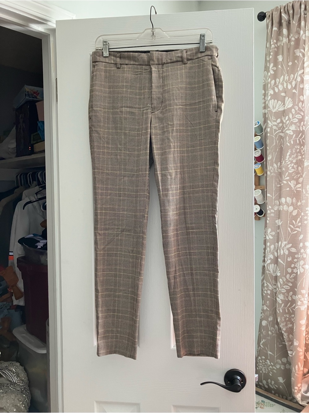 H&M Men's Plaid Dress skinny Pants in Taupe